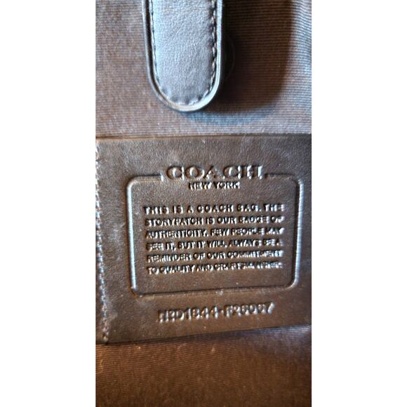 Coach Signature West Pack Bag – Blue Varsity Stripe (2999) - Picture 3 of 4